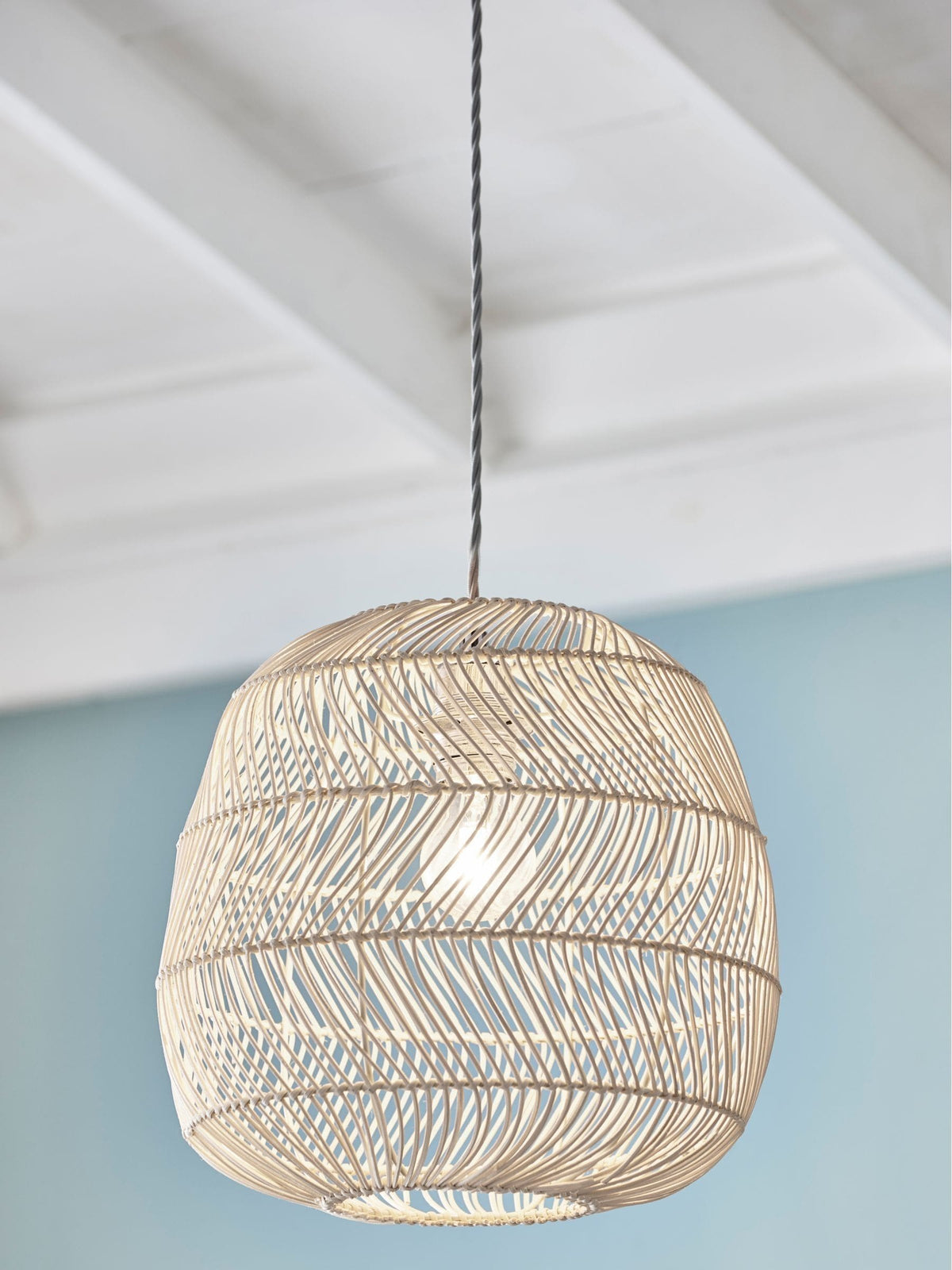 Ceiling light shade Natural Tahiti easy fit 27cm height, UK version