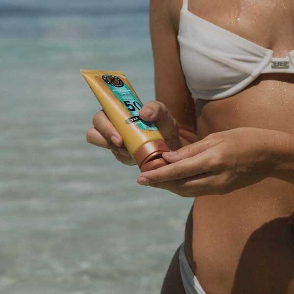 Byron Bay Australia Tan Activator Sun Lotion 100ml - British product