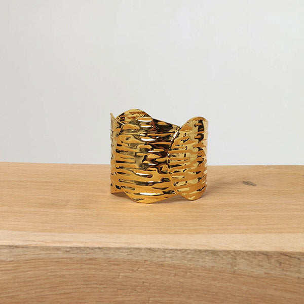Izabel London bracelet hammered texture metallic, imported from the UK