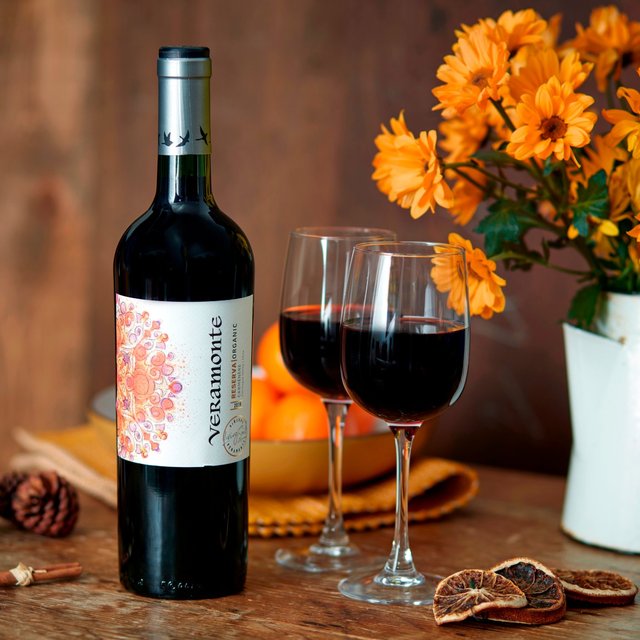 Veramonte Organic Carmenere   75cl GOODS M&S   