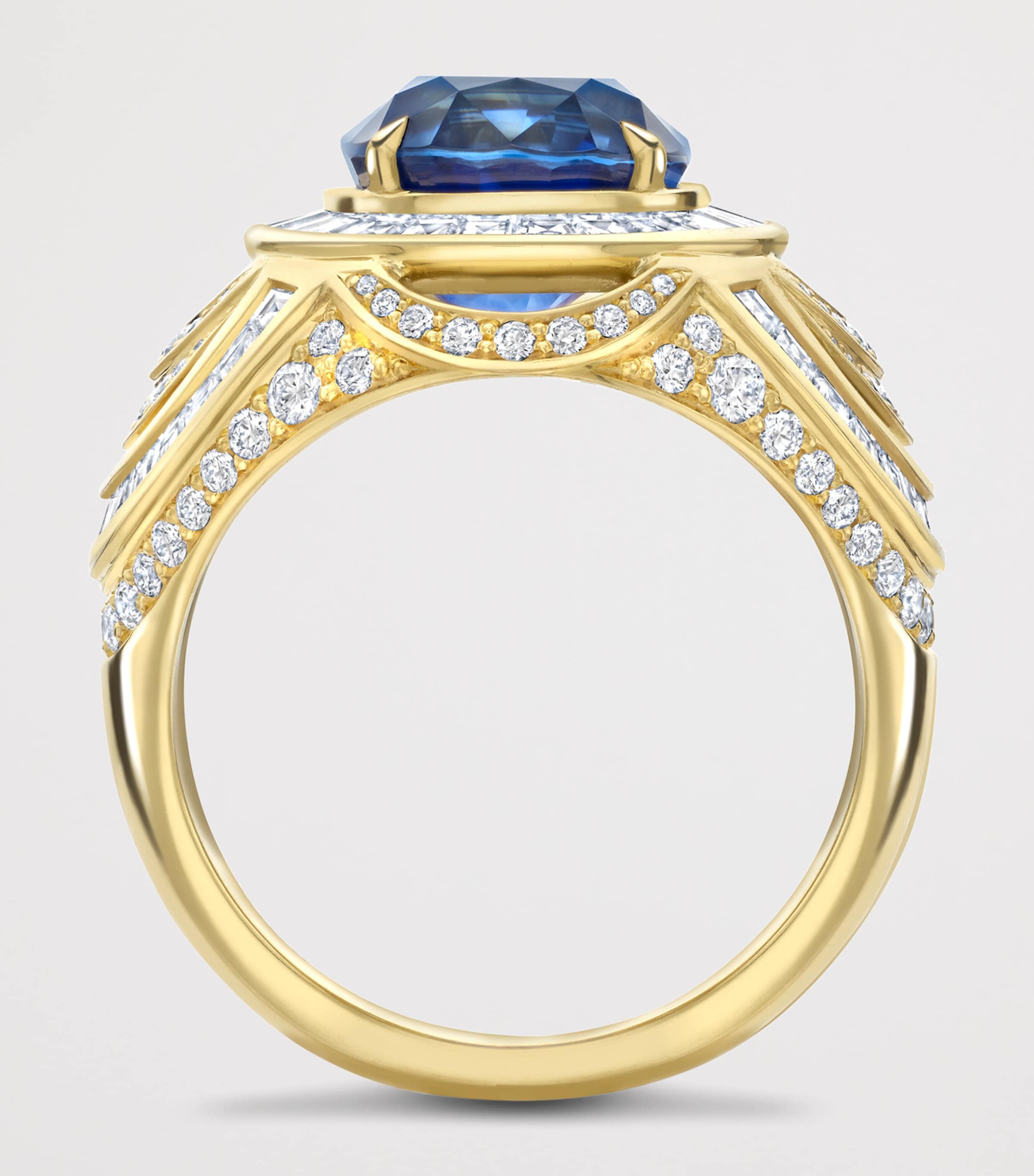 Boodles Presence Chamber sapphire diamond ring in yellow gold, UK version