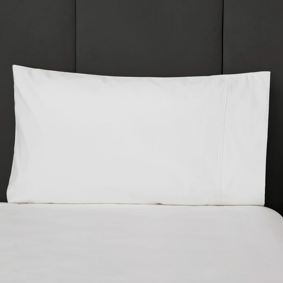 Belledorm pillowcase pair white 50x75cm, imported from the UK