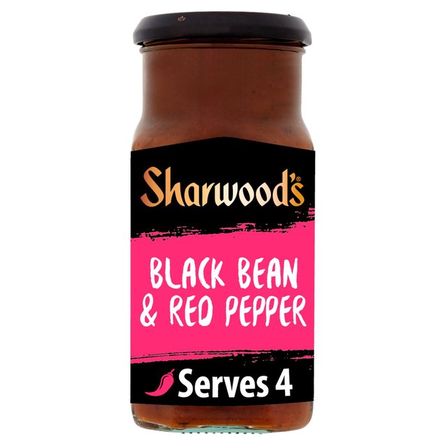 Sharwood's Stir Fry Black Bean & Red Pepper Cooking Sauce   425g GOODS M&S   