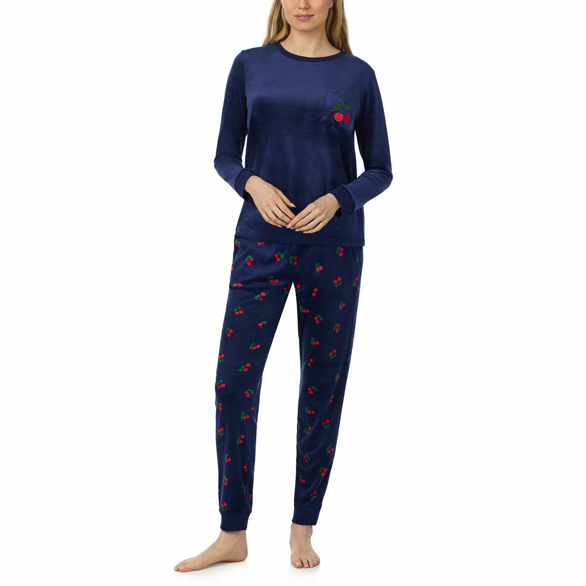 Jane & Bleecker women's silky plush pyjama set, UK version