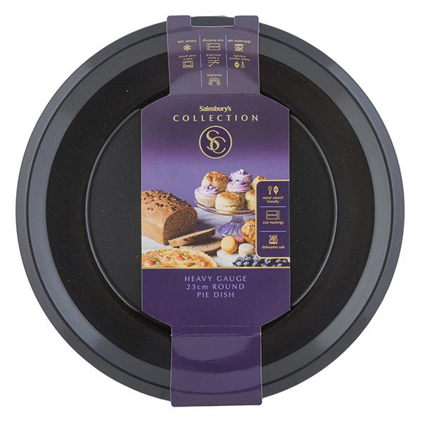 Habitat Collection Black Round Pie Dish 23cm GOODS Sainsburys   