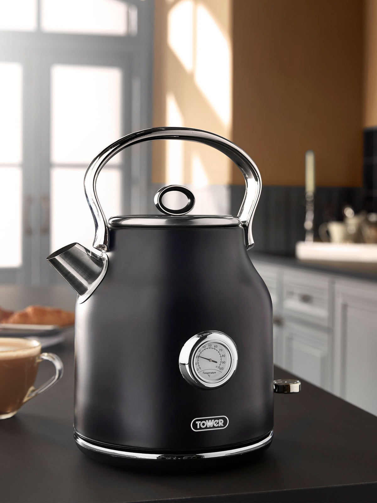 Tower Grey Renaissance 1.7L kettle (British brand)
