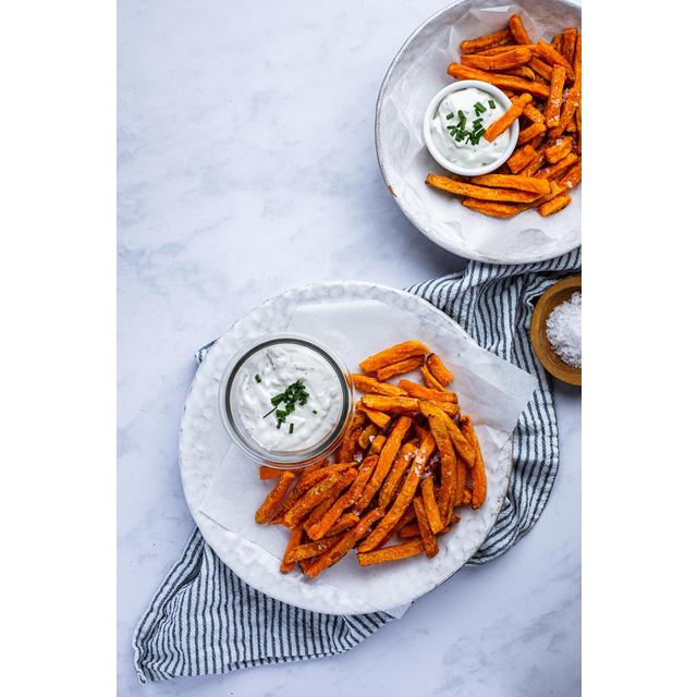 Strong Roots Oven Baked Sweet Potato Fries   500g GOODS M&S   