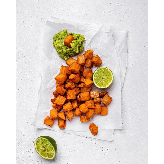 Strong Roots Garlic Roasted Sweet Potato   500g GOODS M&S   