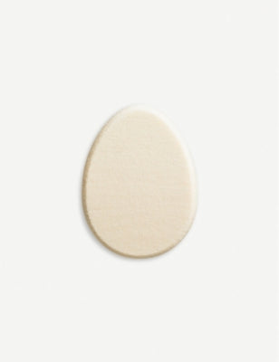 SUQQU foundation sponge for makeup application (British brand)