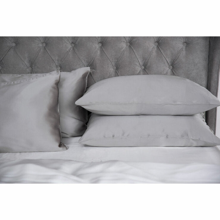 Cocoonzzz Mulberry Silk Pillowcase and Eyemask Set Platinum, UK version