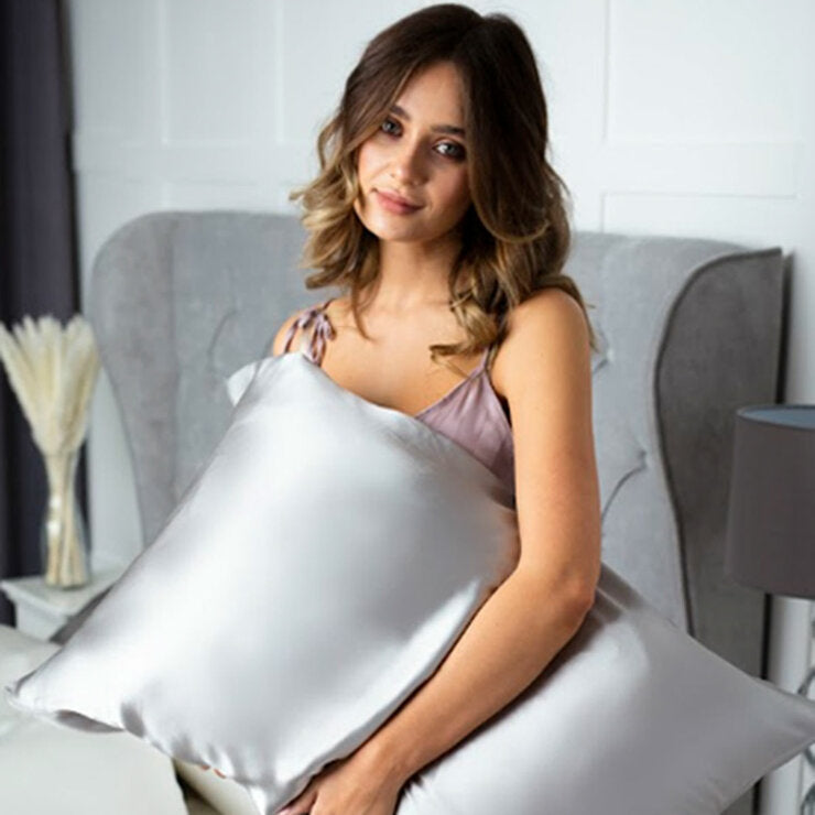 Cocoonzzz Mulberry Silk Pillowcase and Eyemask Set Platinum, UK version