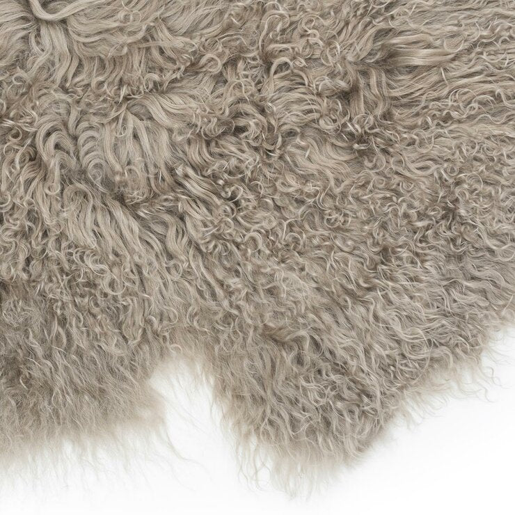 Bowron beige sheepskin rug 60x90 cm, imported from the UK