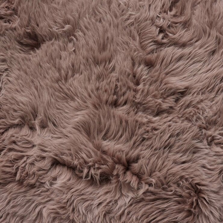 Bowron sheepskin area rug 120x180cm Paco (British brand)
