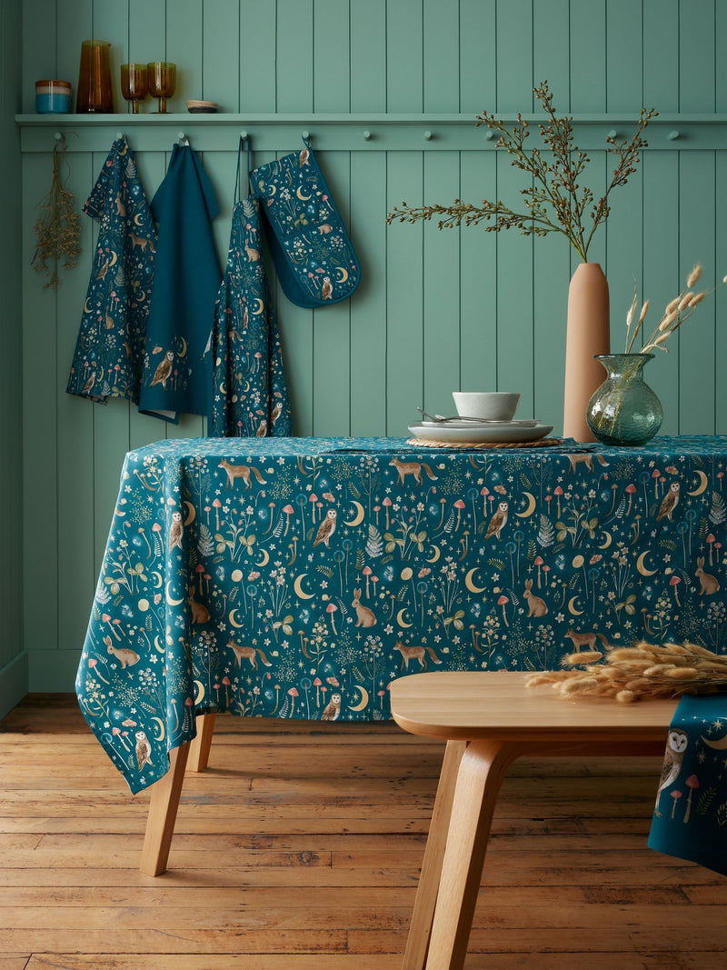 Catherine Lansfield Navy Blue Enchanted Twilight Animals tablecloth 132cm x 178cm - British product
