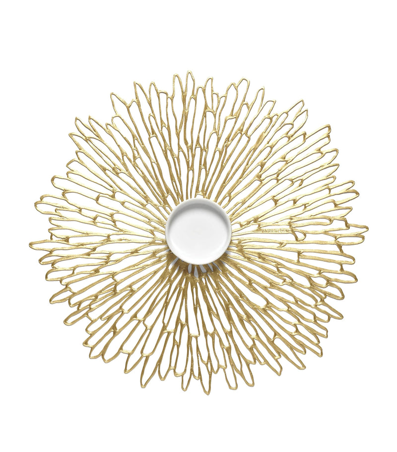 Chilewich Bloom round placemat with openwork floral design, 38cm x 40cm - British product