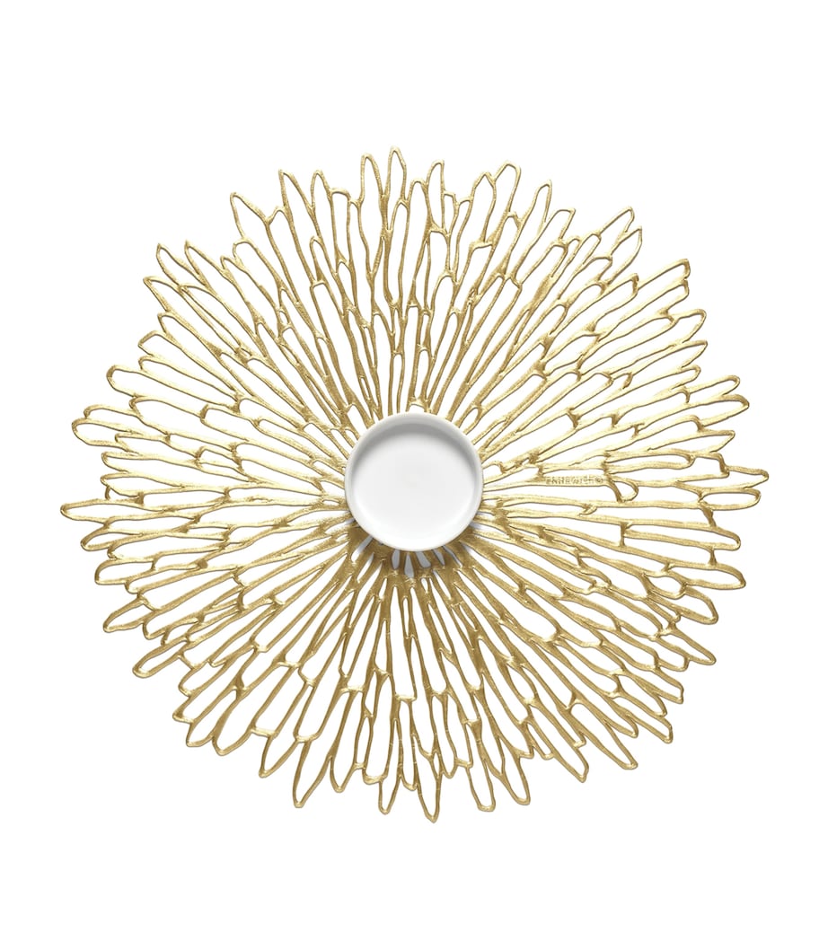Chilewich Bloom round placemat with openwork floral design, 38cm x 40cm - British product
