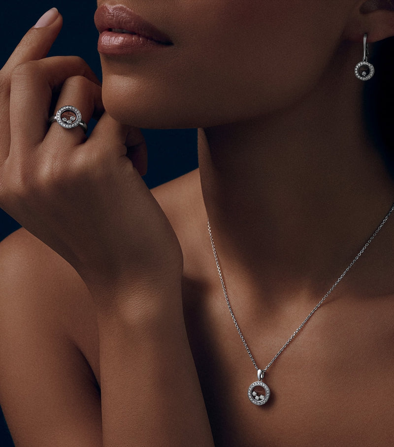 Chopard white gold diamond ring, Happy Diamonds collection, imported from the UK