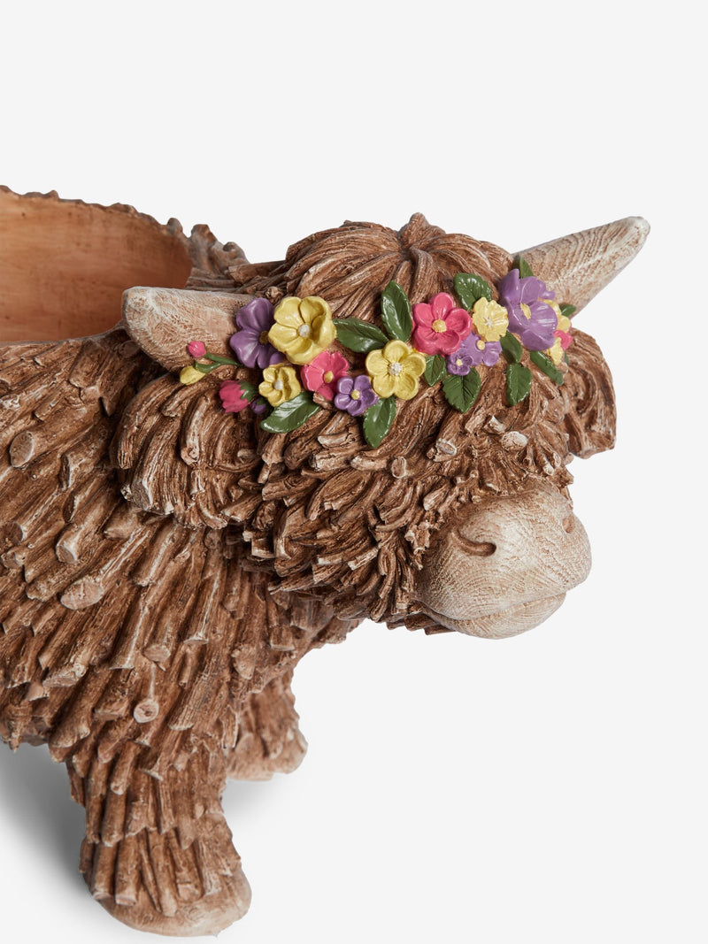 Natural Outdoor Hamish Highland cow plant pot 45cm - British product