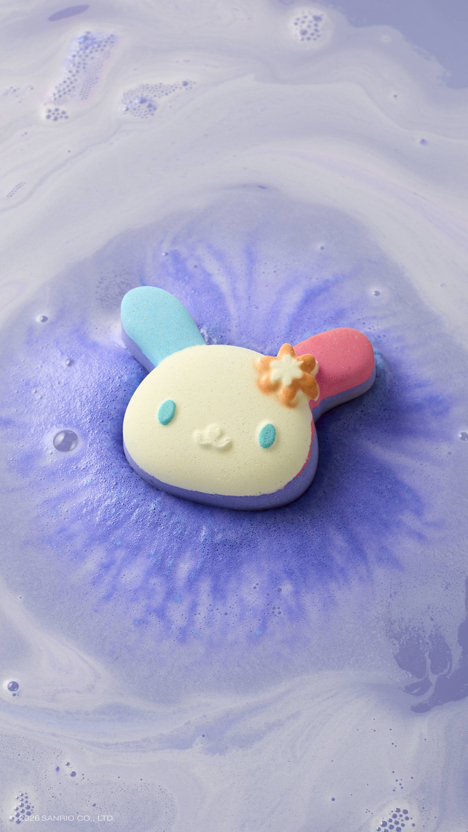 Lush Usahana bath bomb in rainbow colours, UK version