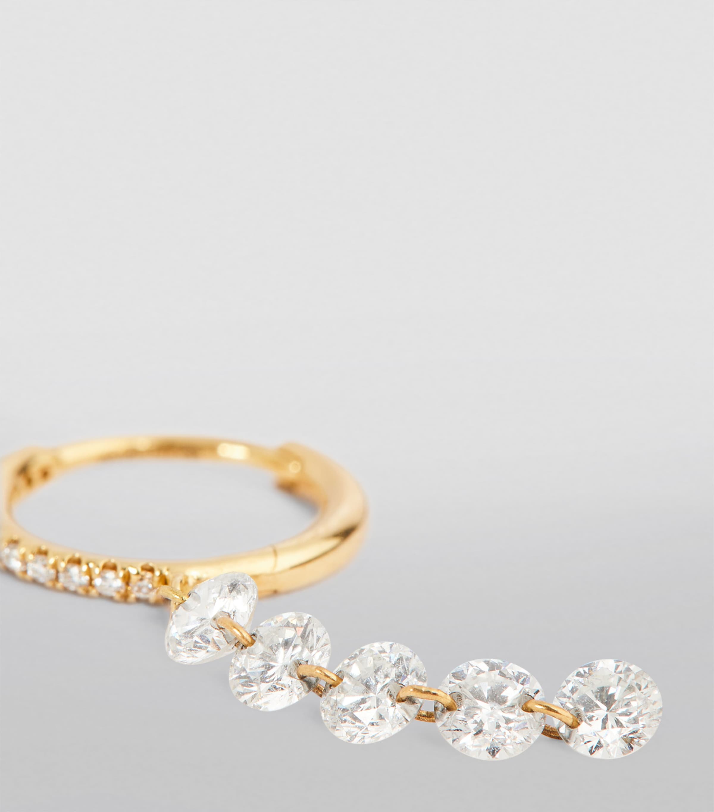 Persée yellow gold diamond single earring, UK version
