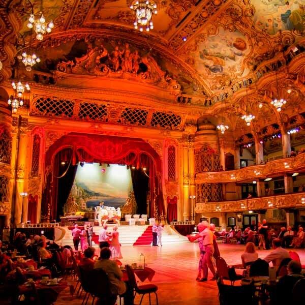 Find Me a Gift Blackpool Tower Ballroom & Afternoon Tea 2 GOODS Superdrug   