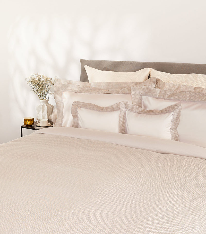 Geometric Print Super King Flat Sheet 270cm x 300cm