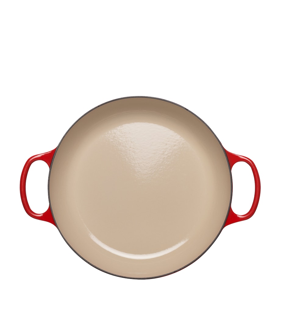 Le Creuset cast iron shallow round casserole dish 26cm (British brand)