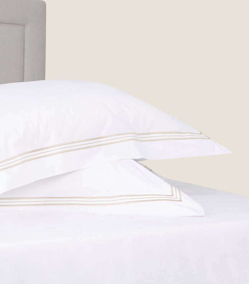 Frette Triplo Super King flat sheet set - British product