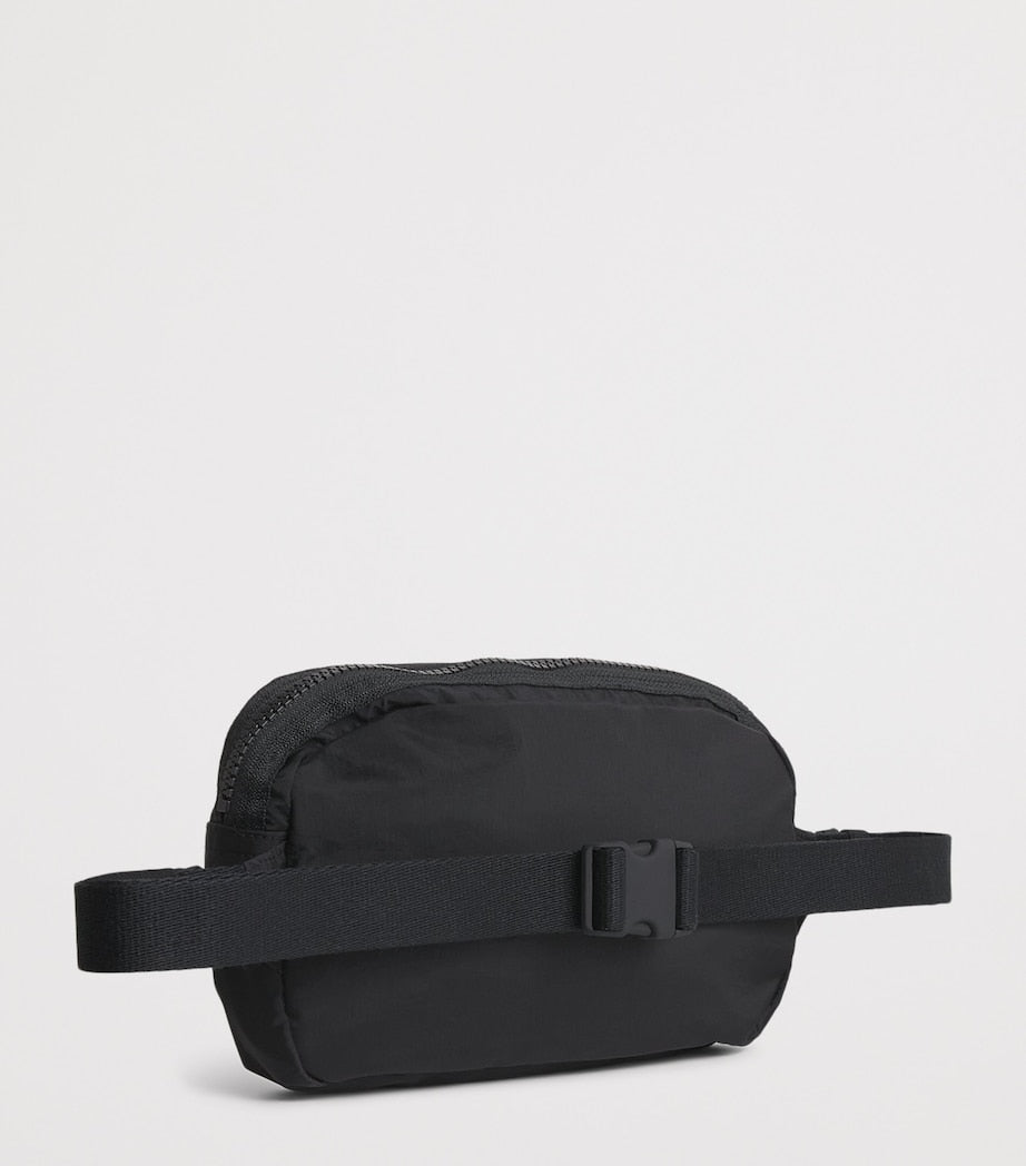 Stone Island Logo Patch Belt Bag, UK version