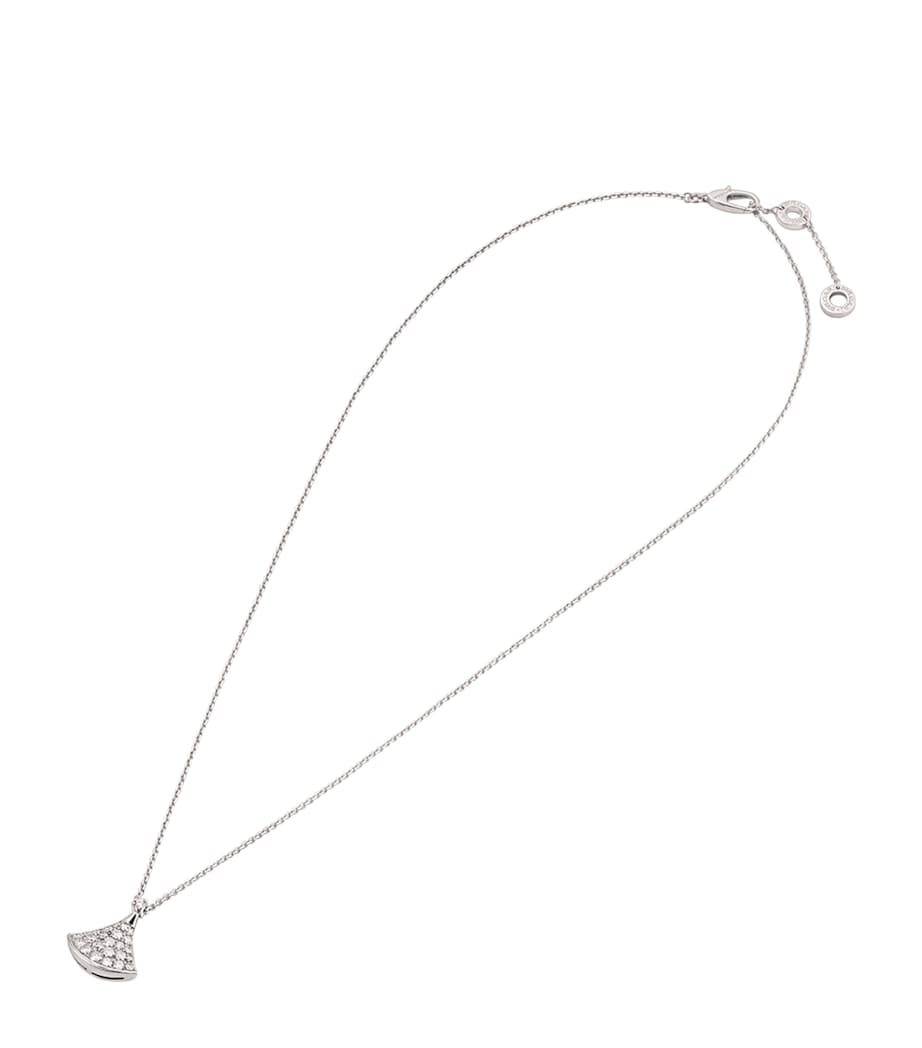 Bvlgari Divas' Dream white gold diamond necklace (British brand)