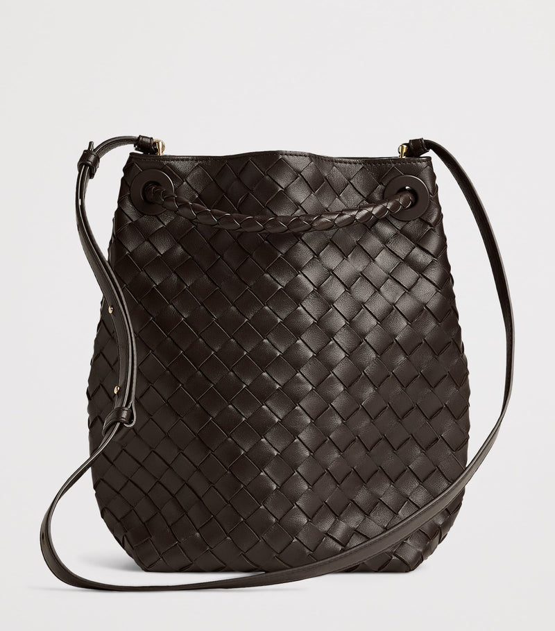Bottega Veneta Andiamo small bucket bag, UK version