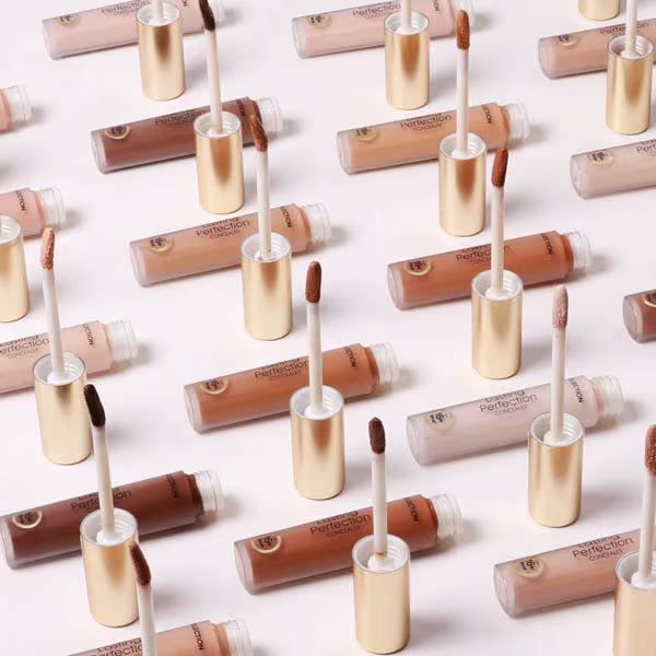 Collection Lasting Perfection Foundation Chestnut 27ml - British product