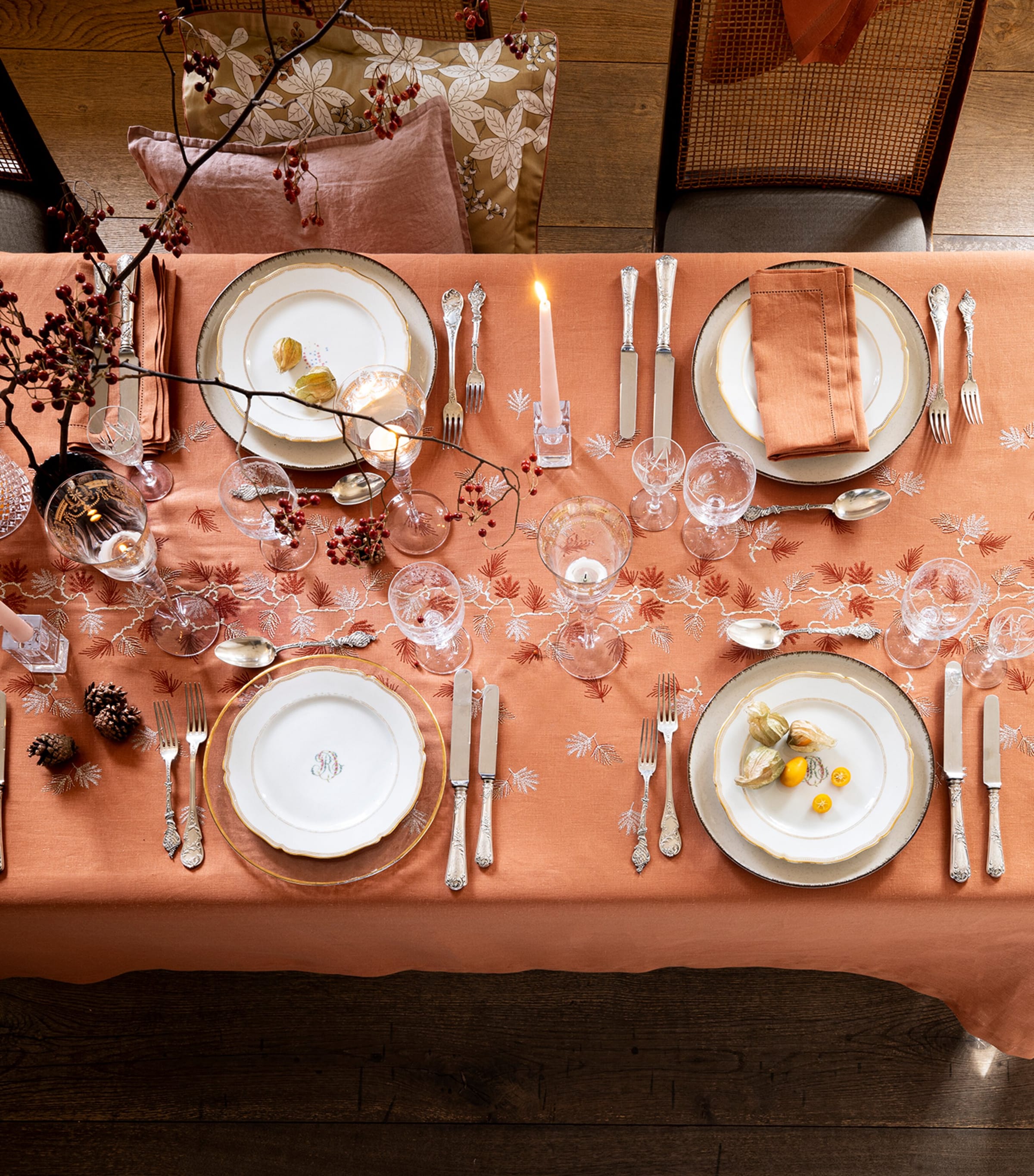 Alexandre Turpault linen embroidered tablecloth 170x250cm - British product