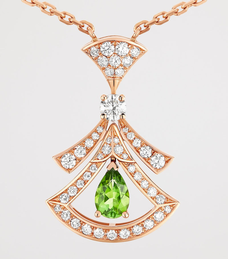 Bvlgari Divas' Dream rose gold necklace diamonds green tourmaline (British brand)