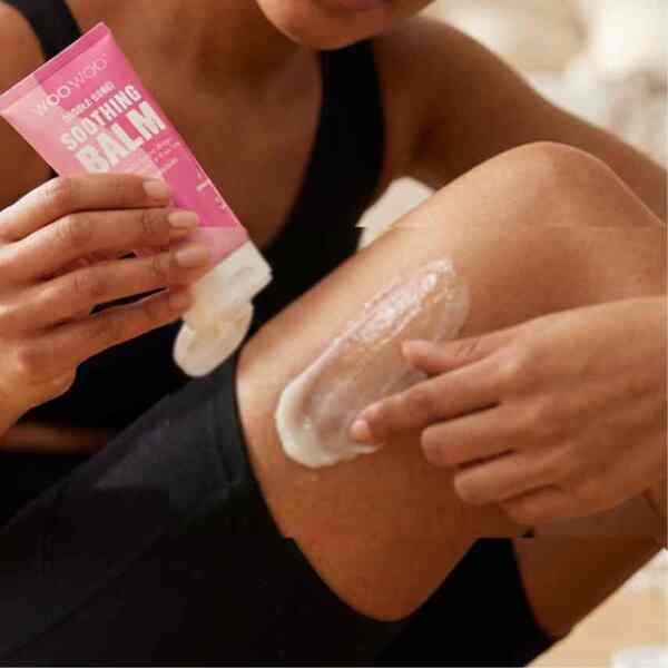 WooWoo Dolphin Smooth Bundle with Tame It Hair Removal Cream (British brand)
