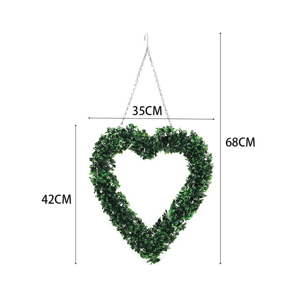 Livingandhome Heart Wreath Green Leaves 35cm, imported from the UK