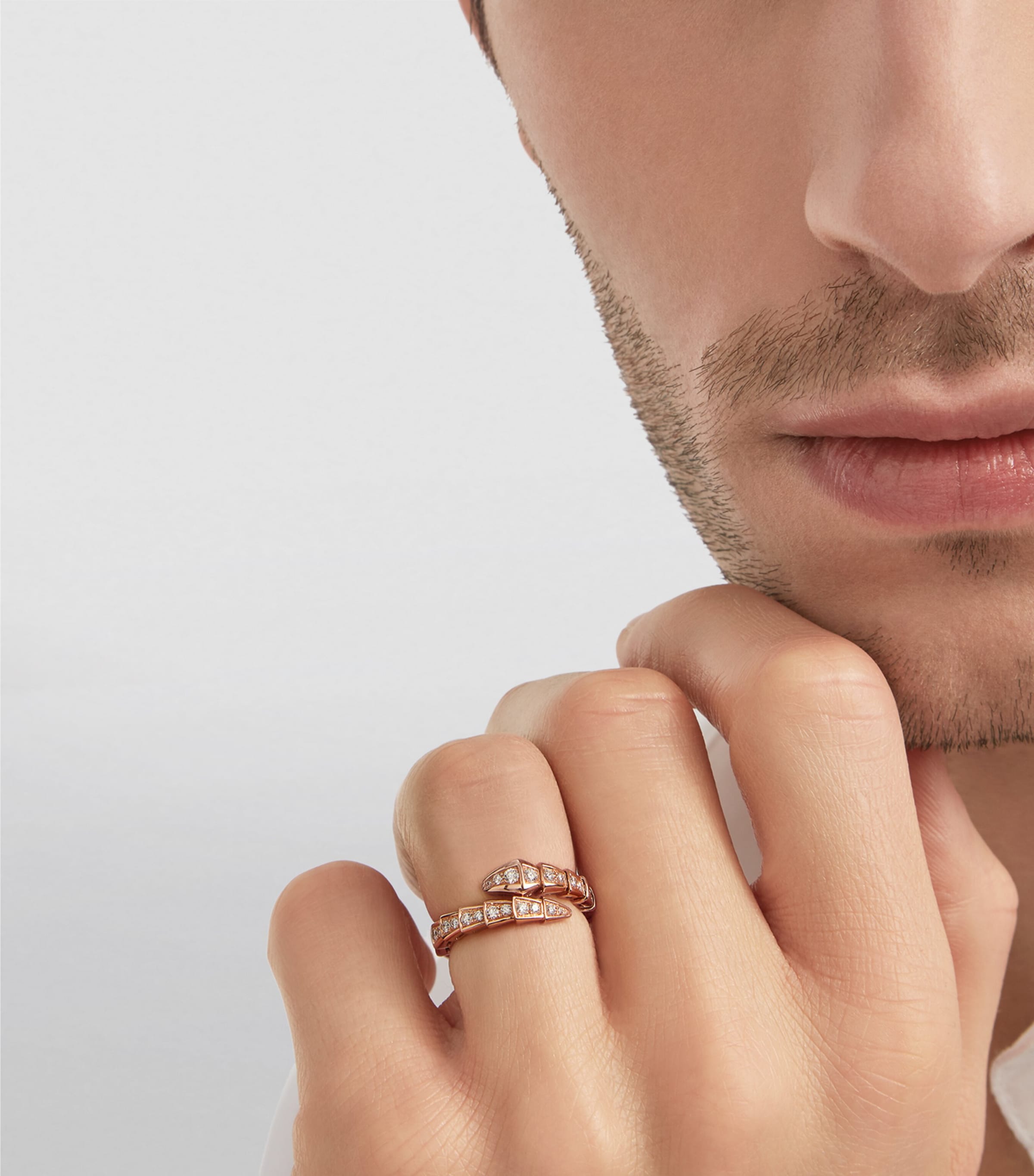 Bvlgari Serpenti Viper ring rose gold diamonds (British brand)