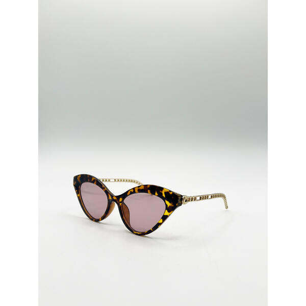 SVNX cat-eye sunglasses tortoiseshell frame thin chain arm, UK version