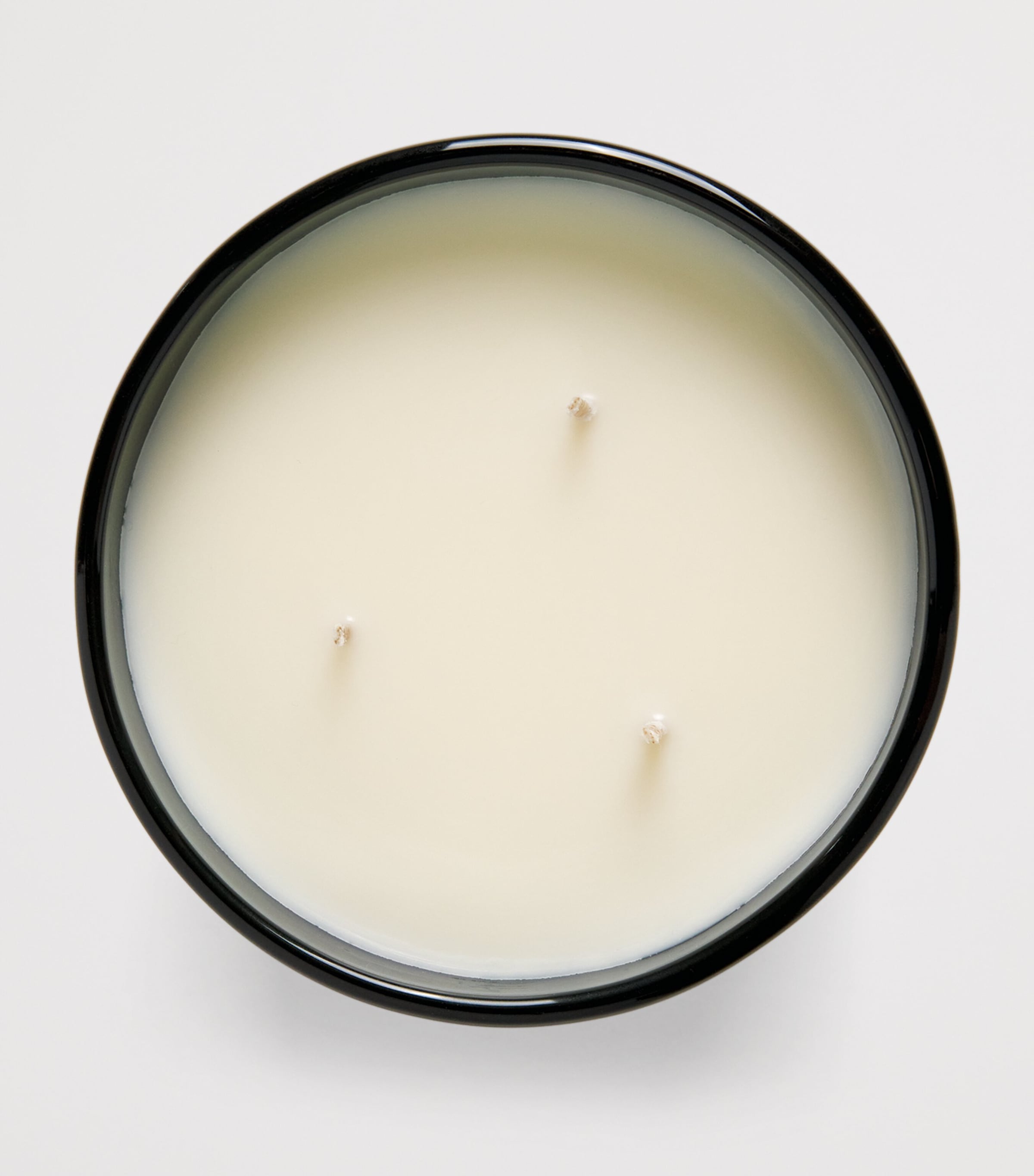 Harrods Pervigeo scented candle 700g, UK version