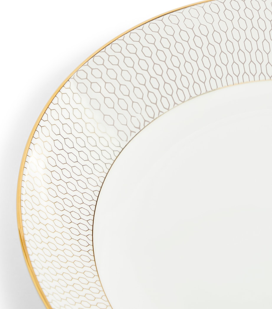 Wedgwood Gold-Trim Gio deep plate 22cm (British brand)