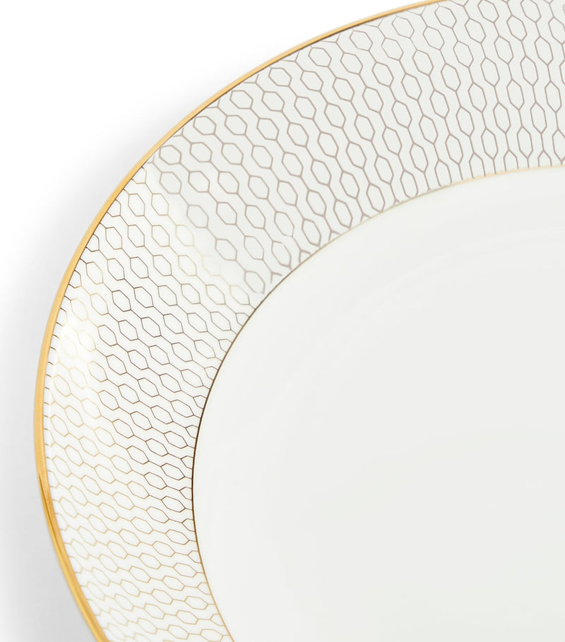 Wedgwood Gold-Trim Gio deep plate 22cm (British brand)