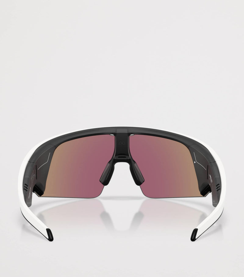 Oakley Meta AI Vanguard sunglasses - British product