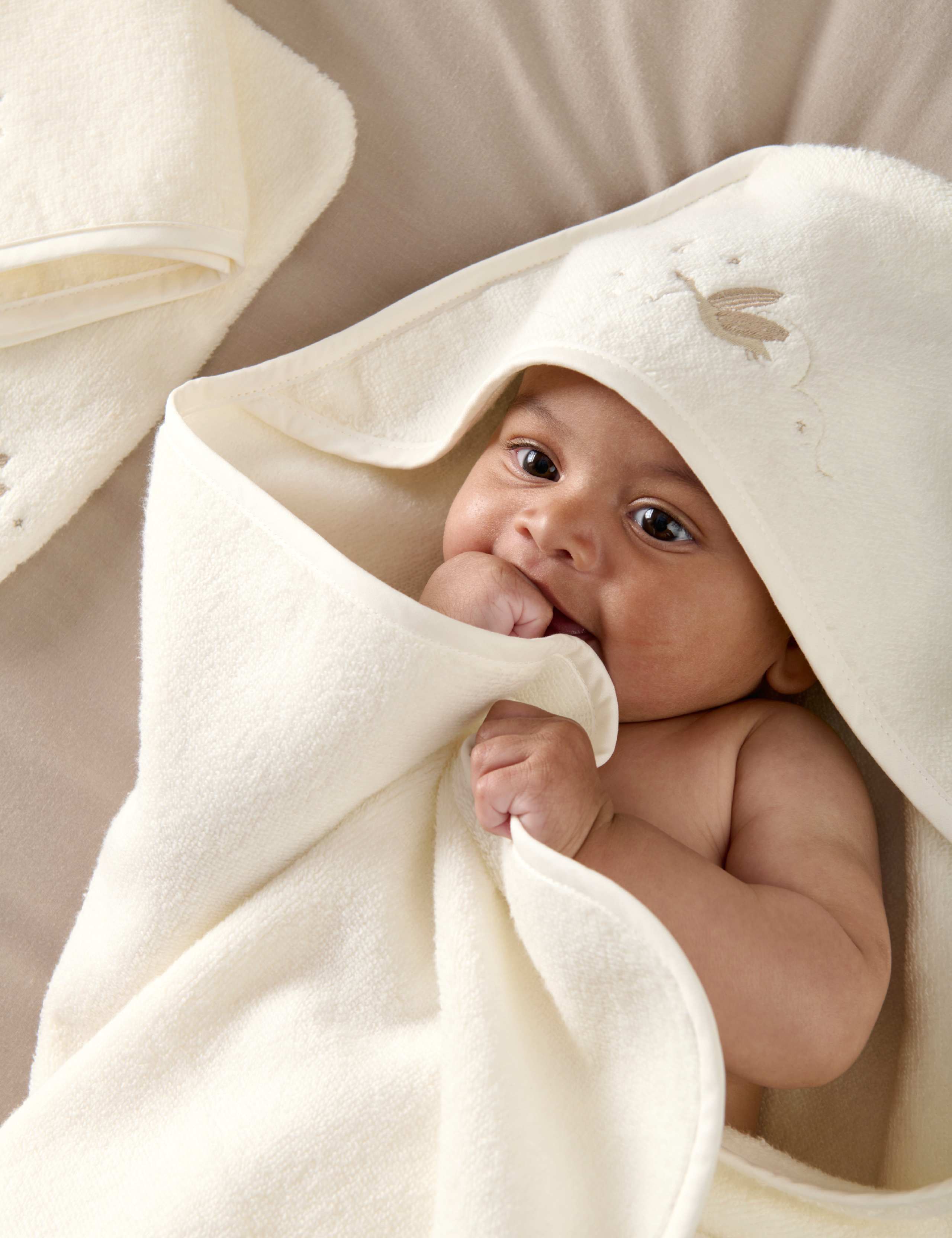 Mamas & Papas 3pc pure cotton baby towel set, imported from the UK