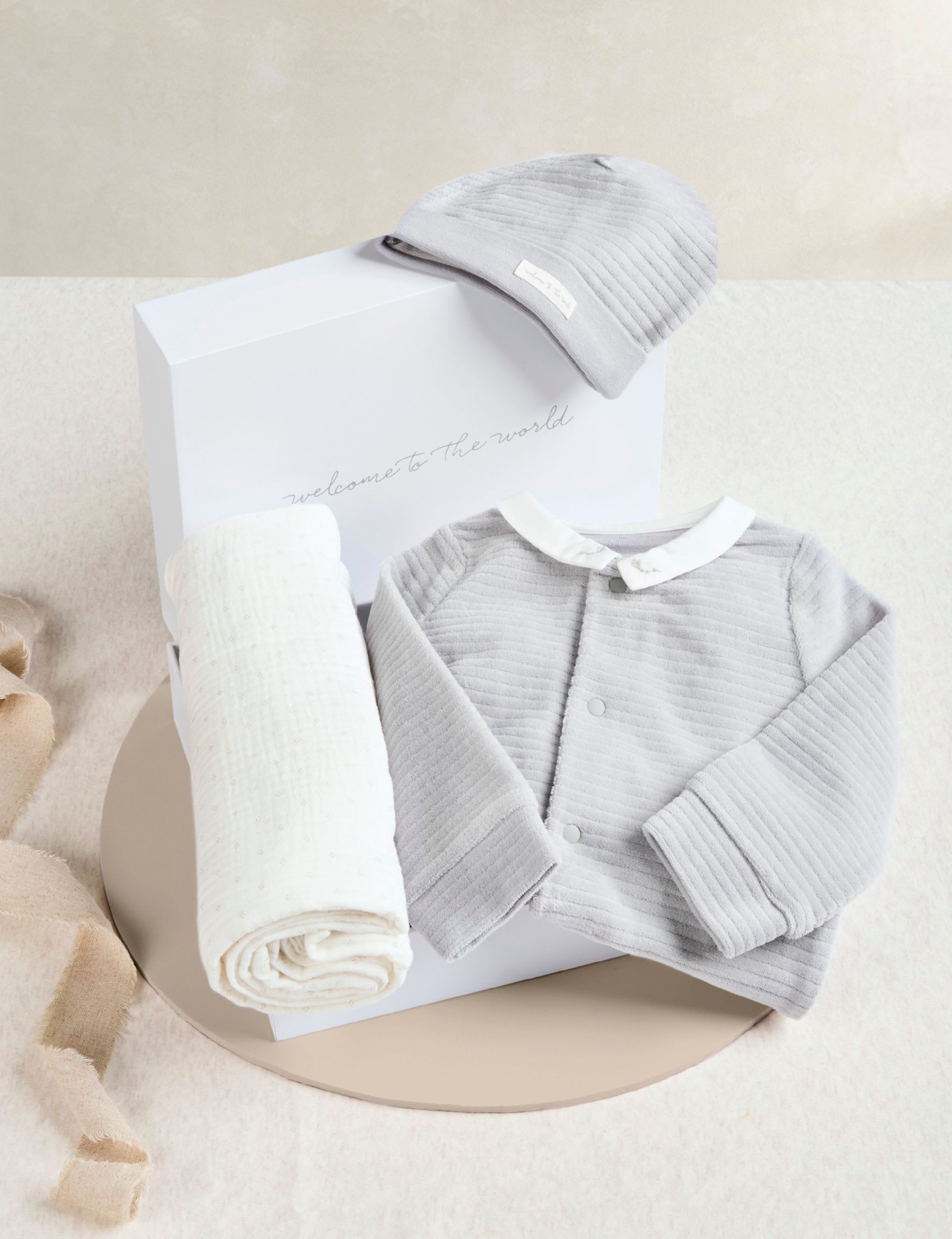Mamas & Papas baby gift set 0-6 months, imported from the UK
