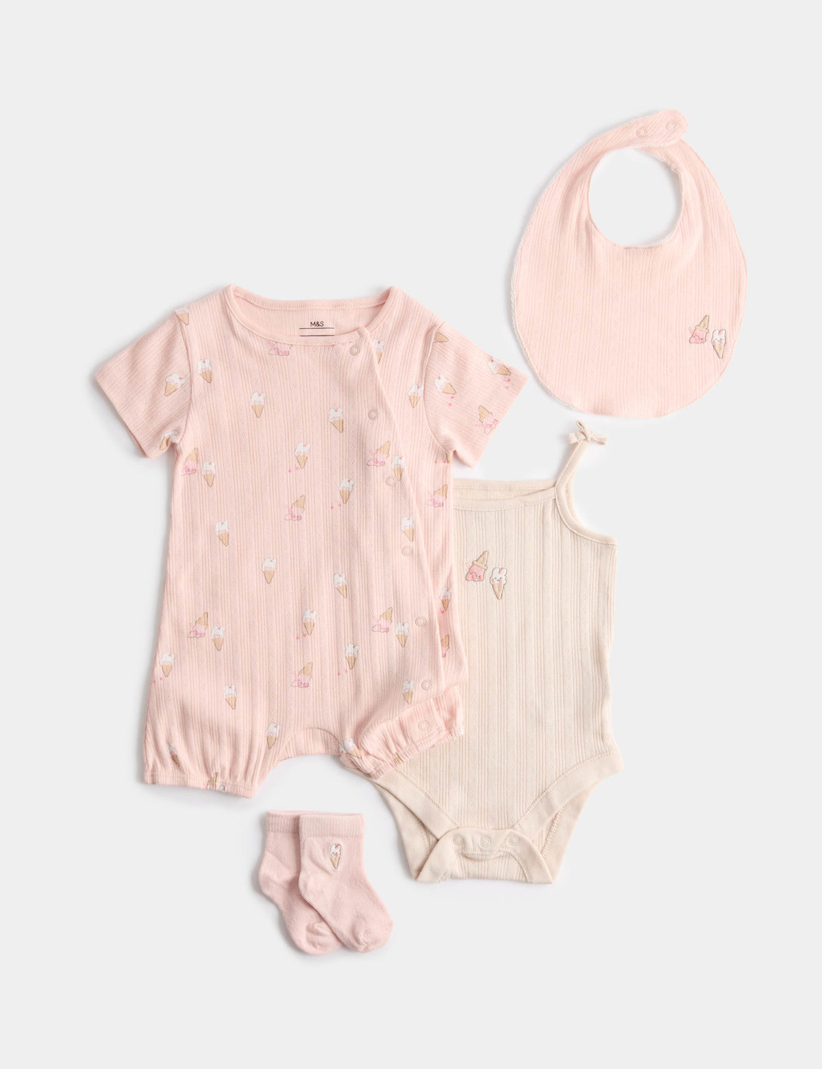 Baby 4-piece starter set 7lbs-12 months, imported from the UK