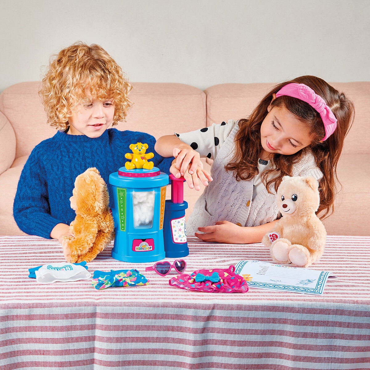 Build-A-Bear stuffable teddy bear kit with stuffing station - British product