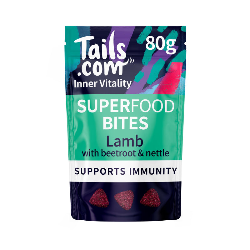 Tails.com Superfood Bites lamb beetroot nettle 80g, imported from the UK
