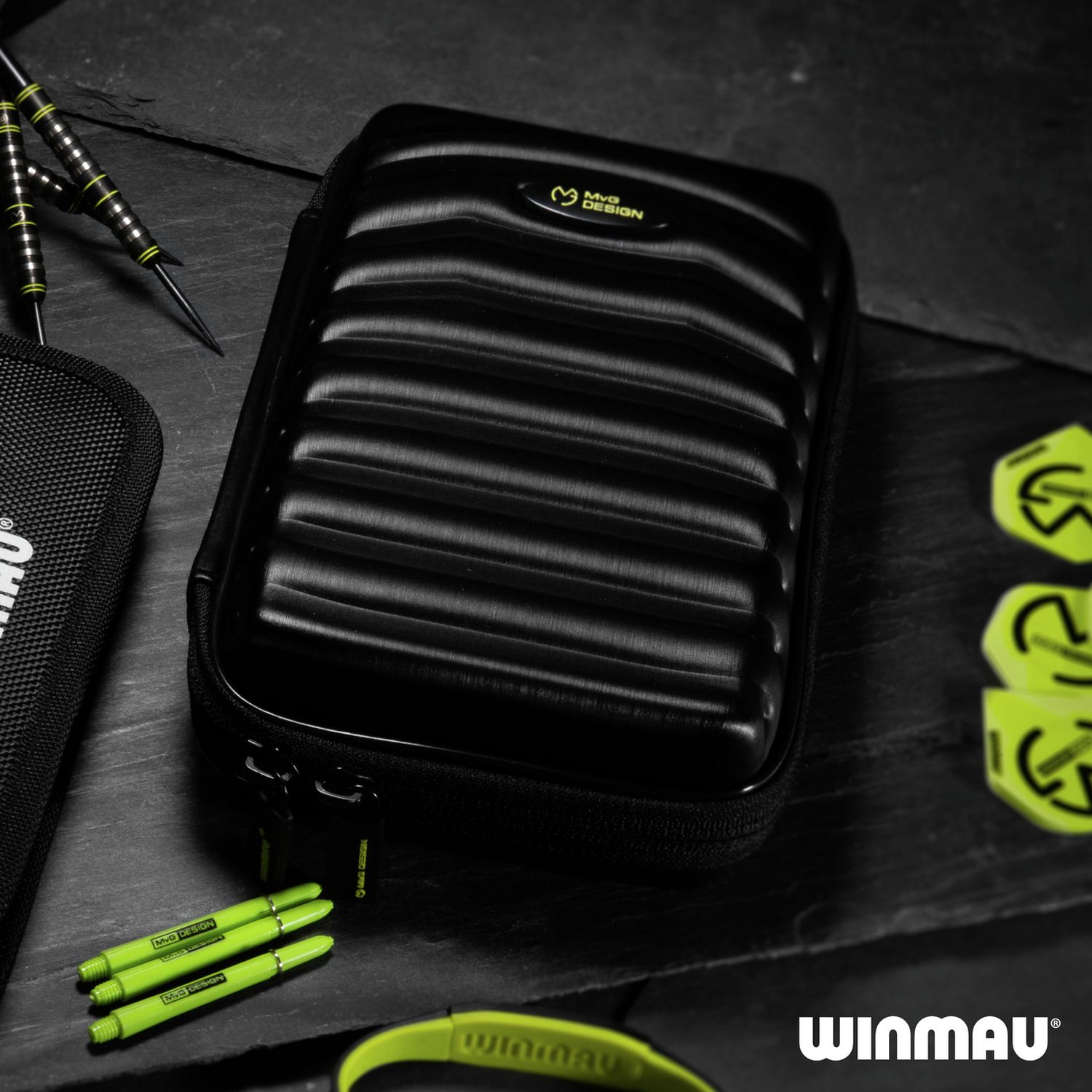 Winmau Michael Van Gerwen Tour darts case, UK version