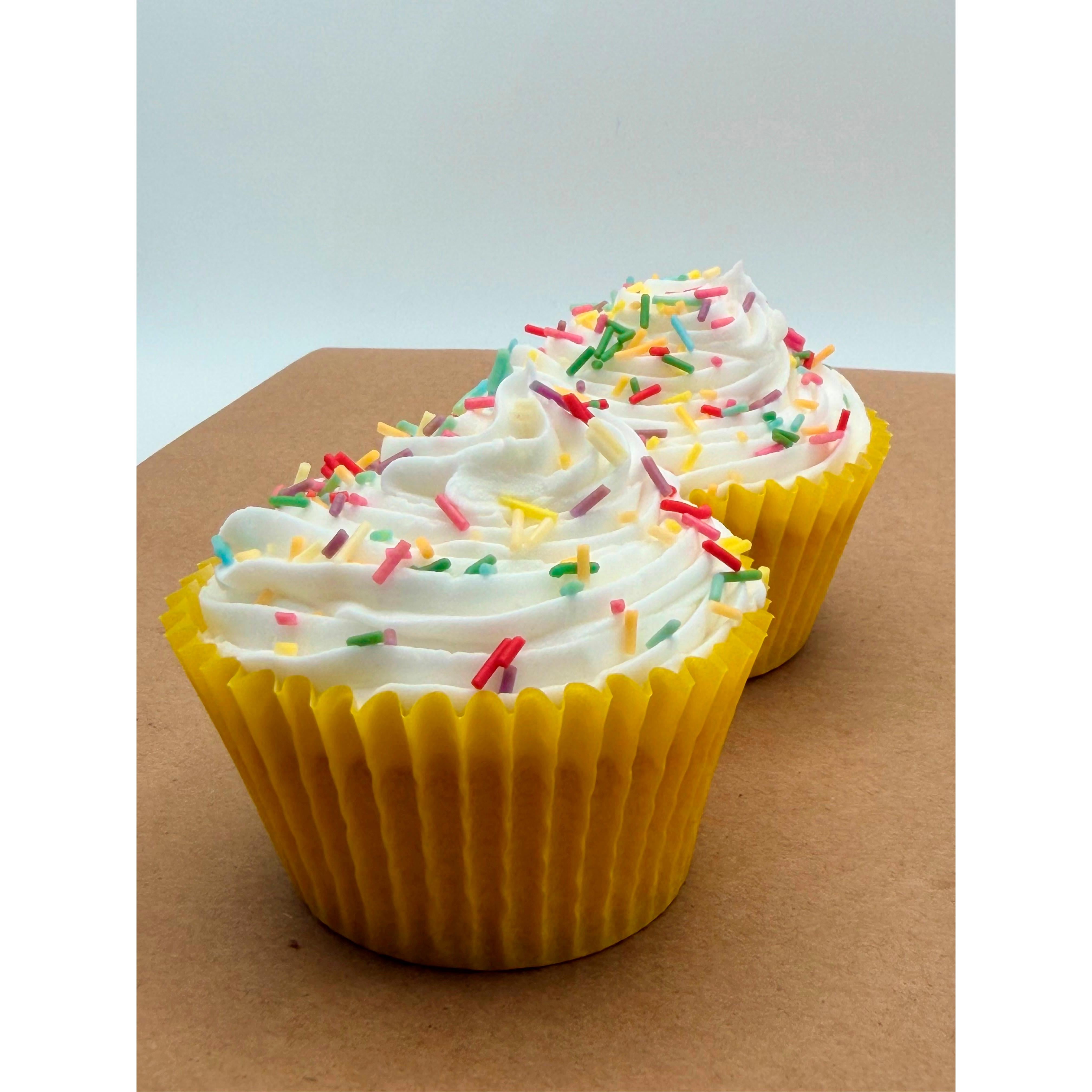Emma's Country Cakes handmade cupcakes two pack, UK version