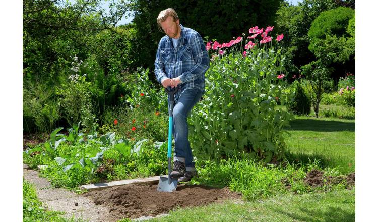 Gardena ClassicLine extra-sharp digging spade, UK version